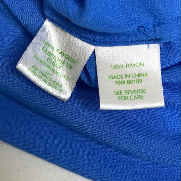 Lilly Pulitzer Blue Popover Roll Tab Long Sleeve Rayon Shirt Women Medium FLAWED - Picture 8 of 13